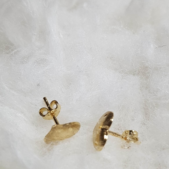 ❌❌SOLD Auth 18k Saudi gold heart earing - Picture 4 of 8